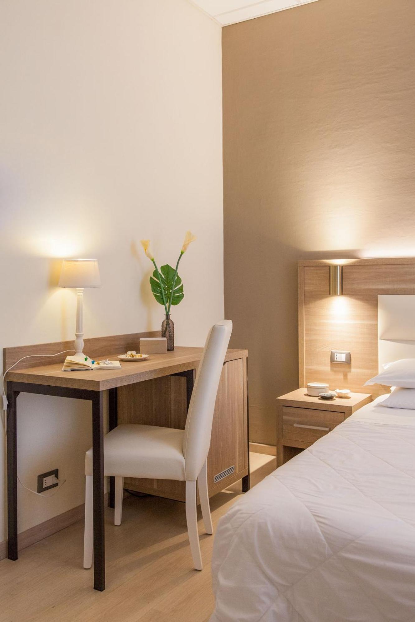 Tina Hotel