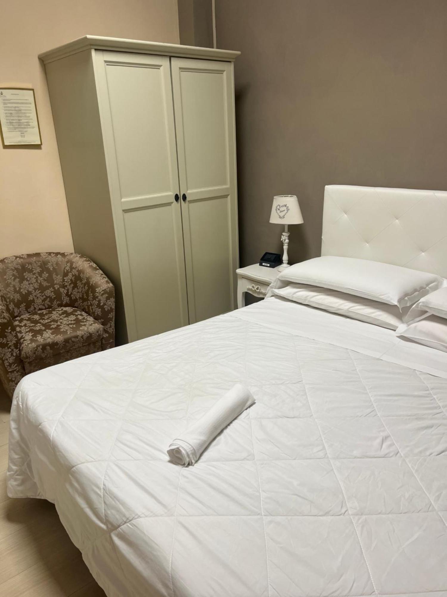 Hotel Tina Diano Marina